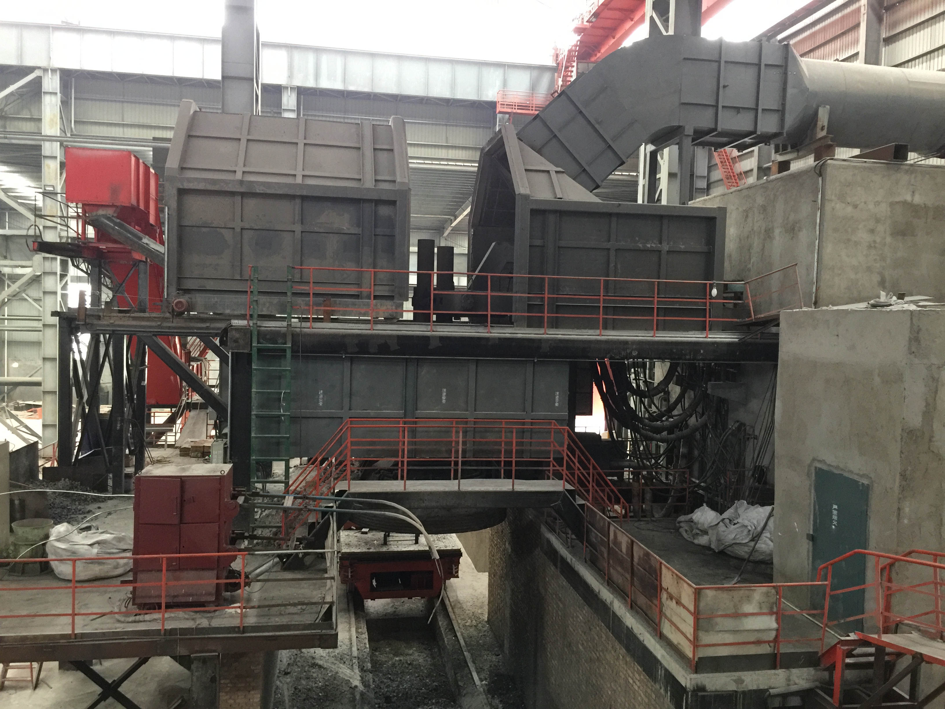 معدات ذوبان في المجموعة الصلب